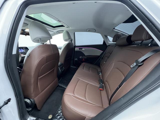 Chevrolet Onix 2023, фото 15