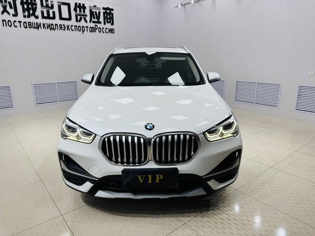 BMW X1 2022, фото 2