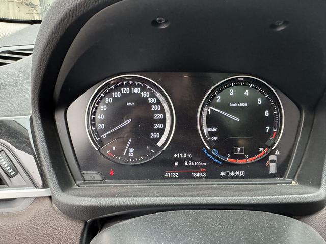 BMW X1 2022, фото 6