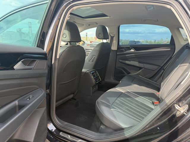 Volkswagen Passat 2022, фото 14