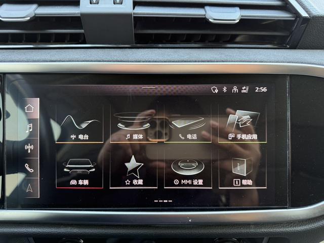 Audi Q3 2022, фото 16