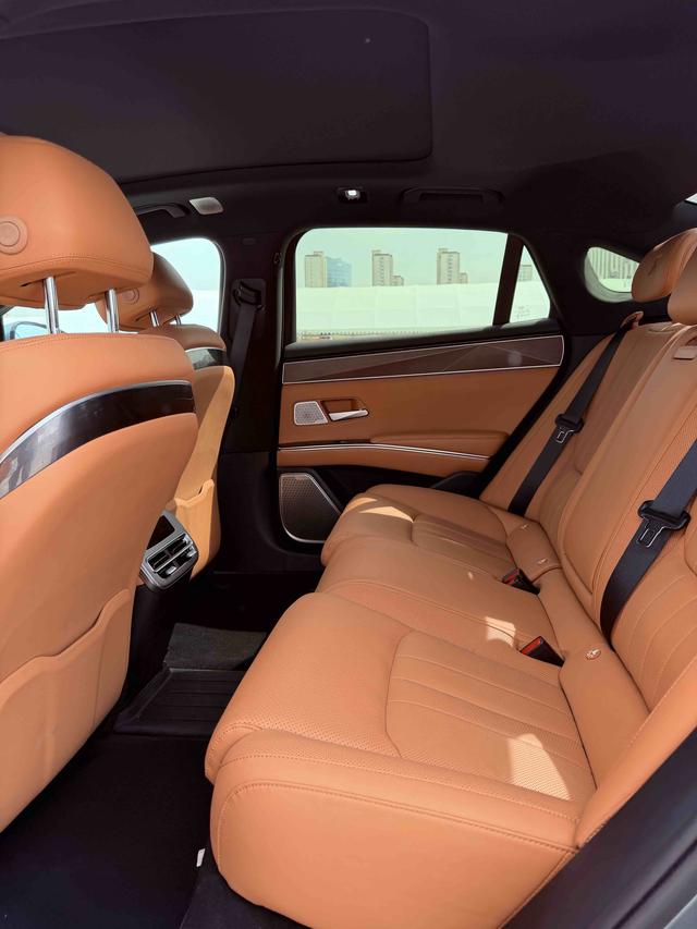 BYD Han L DM 2025, фото 12