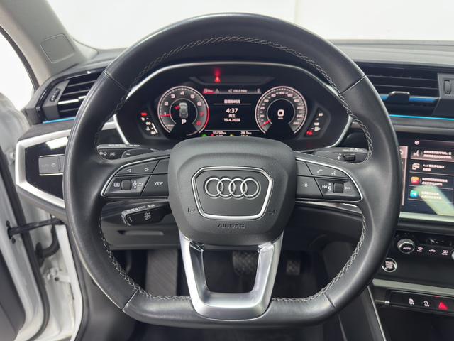 Audi Q3 2022, фото 14