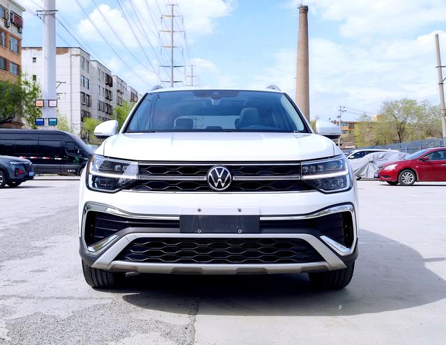 Volkswagen Tayron 2023, фото 2
