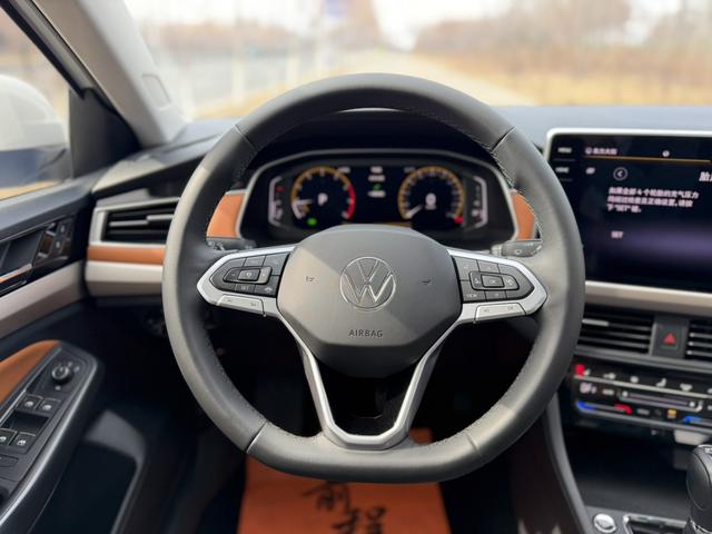 Volkswagen Bora 2023, фото 11