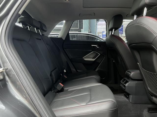 Audi Q3 2022, фото 16