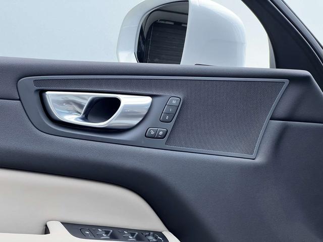 Volvo XC60 2026, фото 8