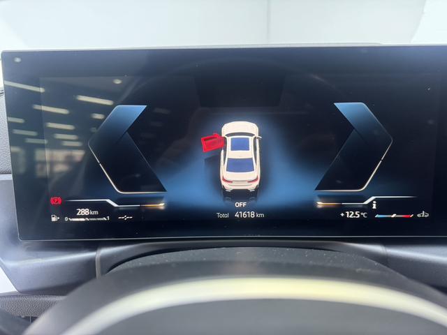 BMW 3 2023, фото 15