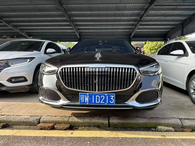 Mercedes-Benz Maybach S-Class 2023, фото 11
