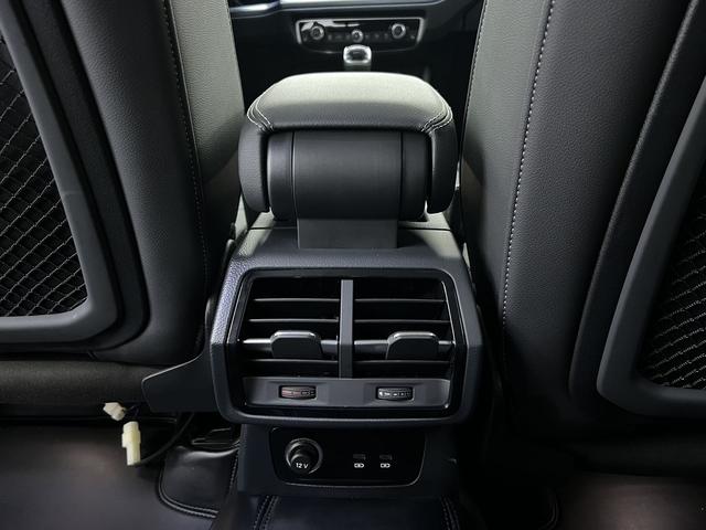 Audi Q3 2023, фото 12