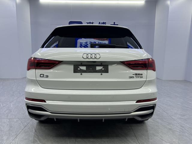 Audi Q3 2023, фото 16