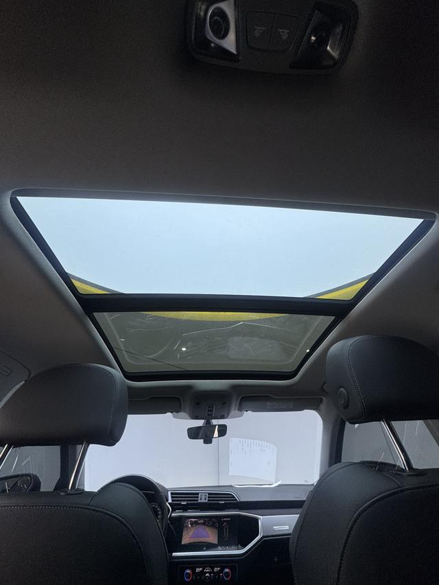 Audi Q3 2022, фото 10
