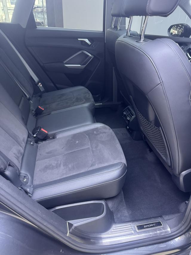 Audi Q3 2022, фото 12
