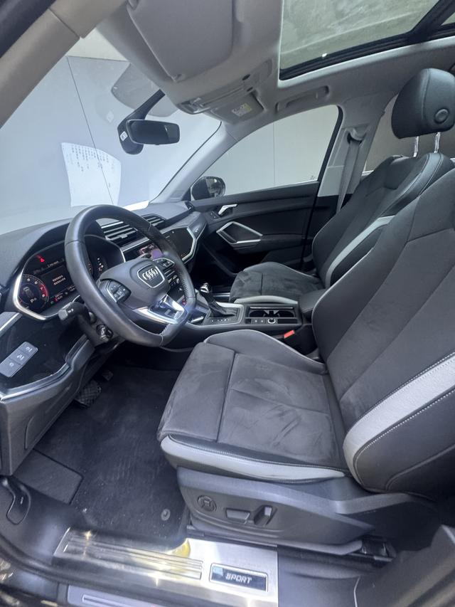 Audi Q3 2022, фото 14