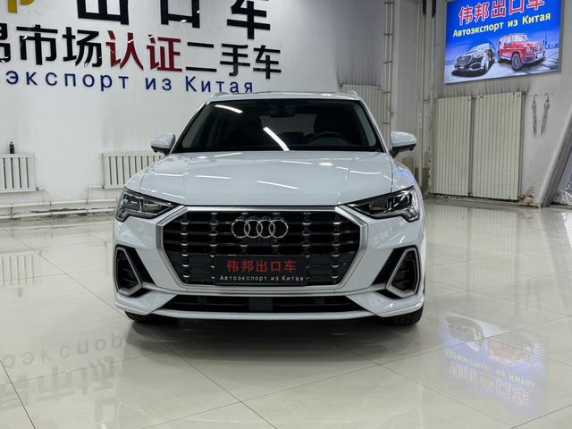 Audi Q3 2022, фото 2