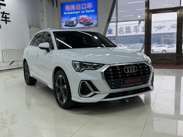 Audi Q3 2022, фото 3