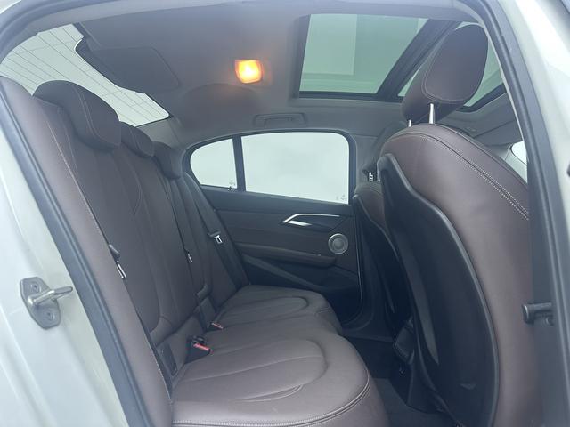 BMW 1 2021, фото 10