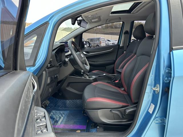 Geely Emgrand X3 2021, фото 4