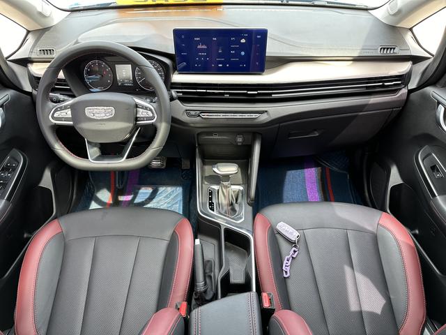Geely Emgrand X3 2021, фото 5
