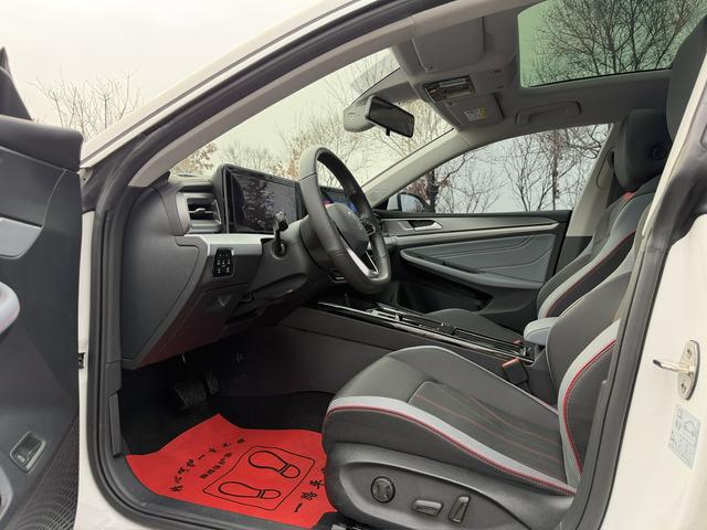 Volkswagen Lingdu 2023, фото 4