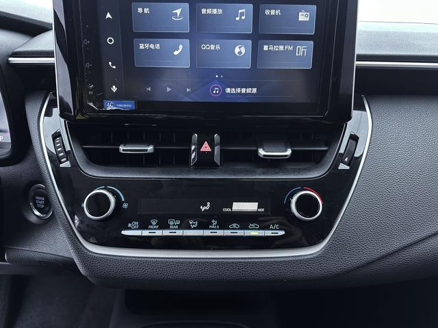 Toyota Corolla 2021, фото 15