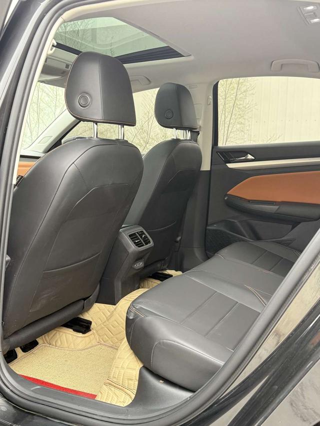 Volkswagen Bora 2023, фото 5