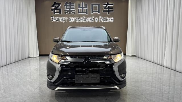 Mitsubishi Outlander 2021, фото 3