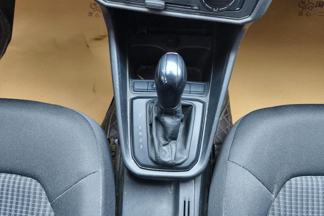 Volkswagen Santana 2021, фото 16