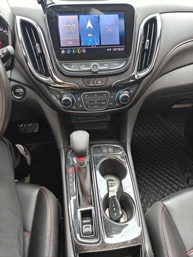 Chevrolet Equinox 2021, фото 15
