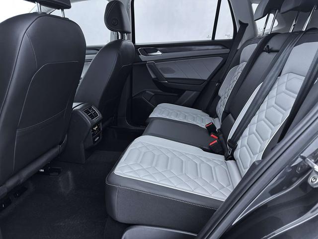 Volkswagen Tayron 2023, фото 15