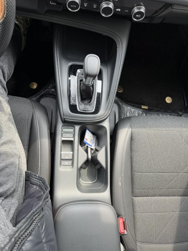 Honda HR-V 2023, фото 16