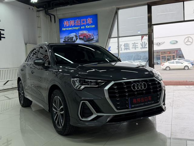 Audi Q3 2022, фото 3