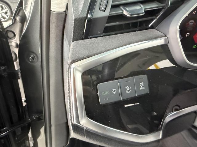 Audi Q3 2022, фото 10
