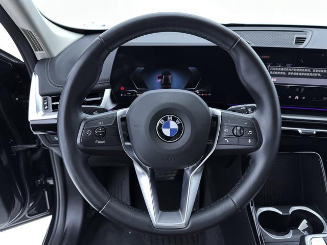 BMW X1 2023, фото 11