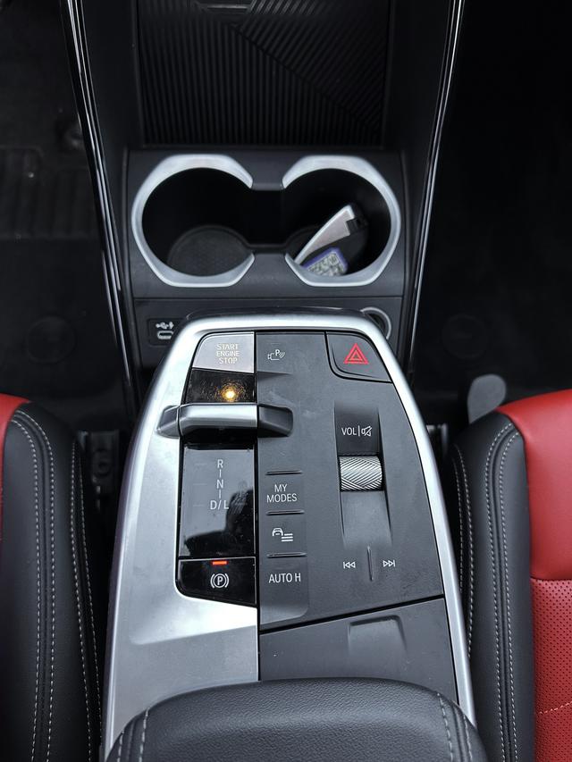 BMW X1 2023, фото 13