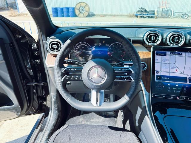 Mercedes-Benz GLC 2024, фото 15