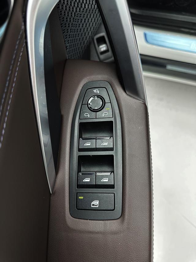 BMW X1 2023, фото 16