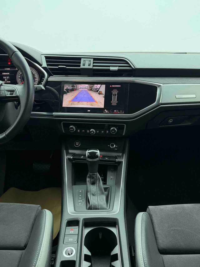 Audi Q3 2022, фото 15