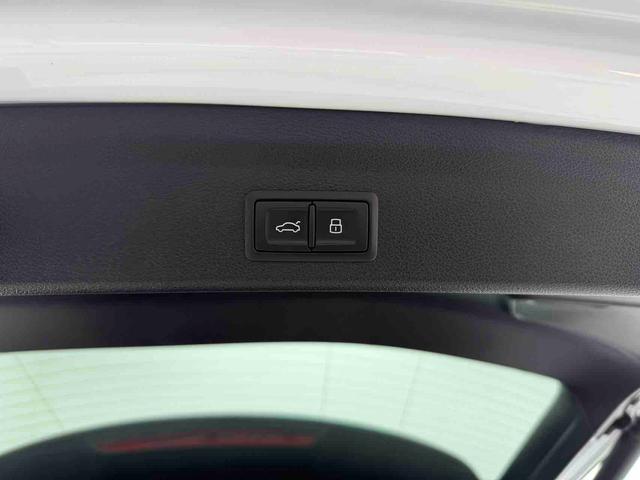 Audi Q3 2022, фото 17