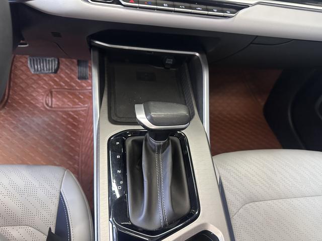Geely Emgrand 2022, фото 11