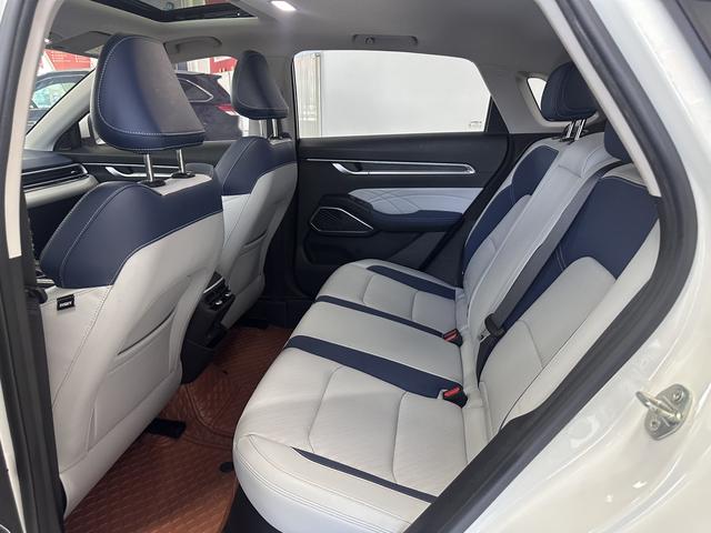 Geely Emgrand 2022, фото 15