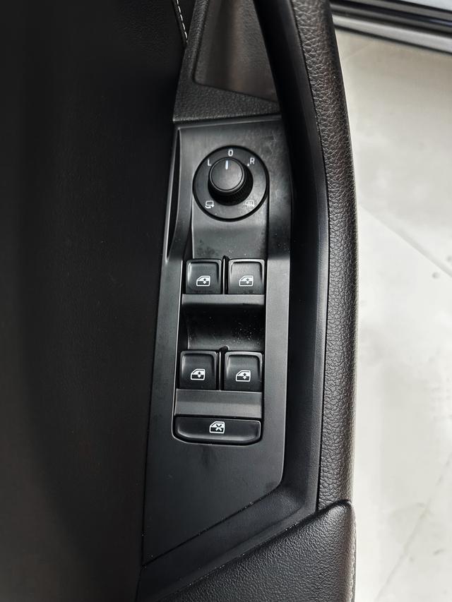 Skoda Superb 2023, фото 16