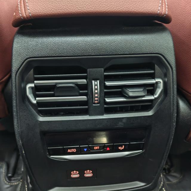 BMW 3 2022, фото 15