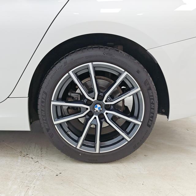 BMW 3 2022, фото 17