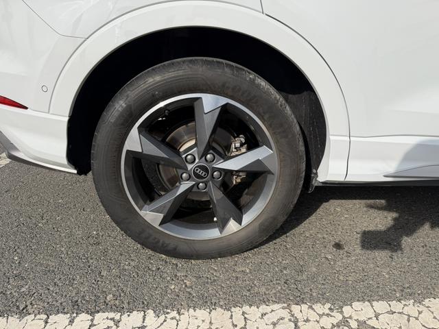 Audi Q3 2022, фото 14
