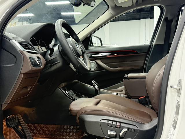 BMW X1 2021, фото 16