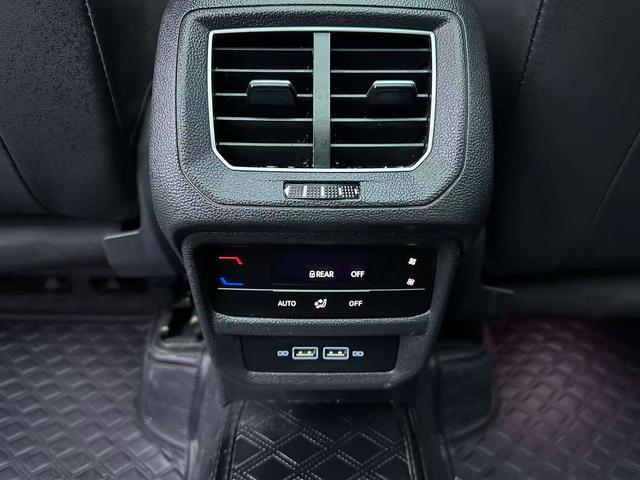 Volkswagen Tayron 2023, фото 16