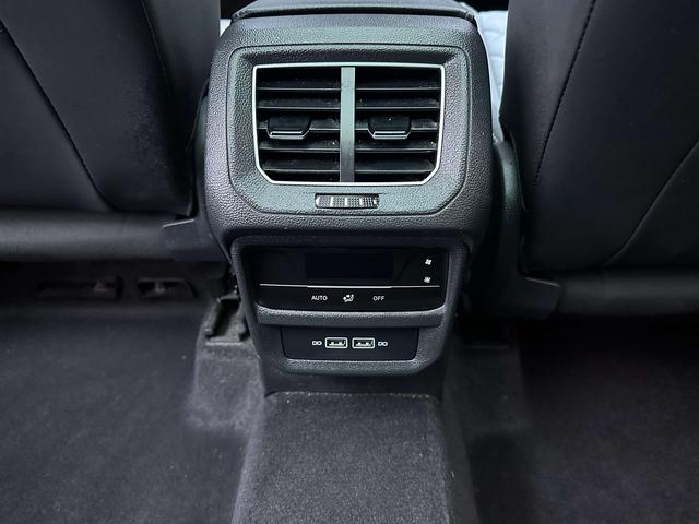 Volkswagen Tayron 2023, фото 16