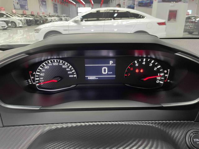 Peugeot 2008 2022, фото 17