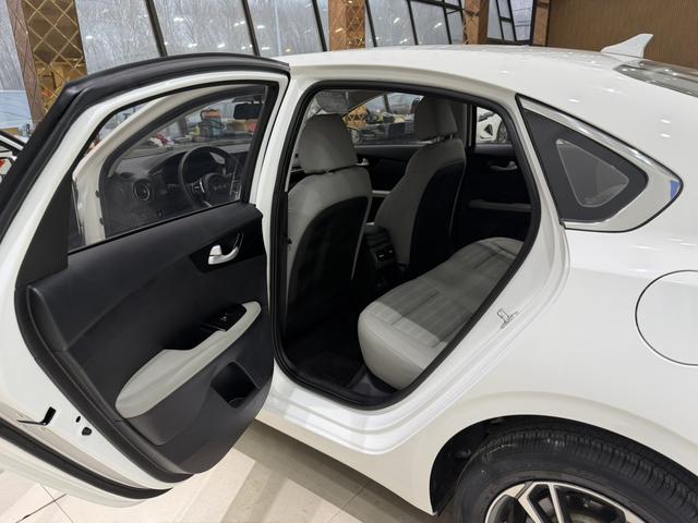 Kia K3 2023, фото 14